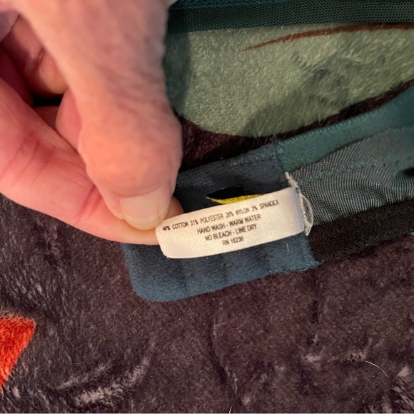 Q-T forest green satin black lace panty underwire bra set sz 7/38DD. - Picture 13 of 14